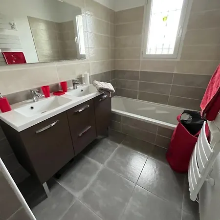 Grande Maison La Merasel Вилла *